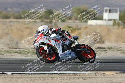 media/Nov-02-2025-CVMA (Sun) [[337aff29ab]]/Race 16-Formula Twins-Formula 40 UL(Holeshot)/